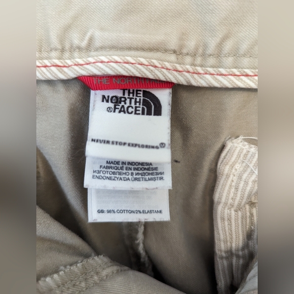 The North Face Convertible Hiking Utility Pant / Capri - Picture 5 of 14